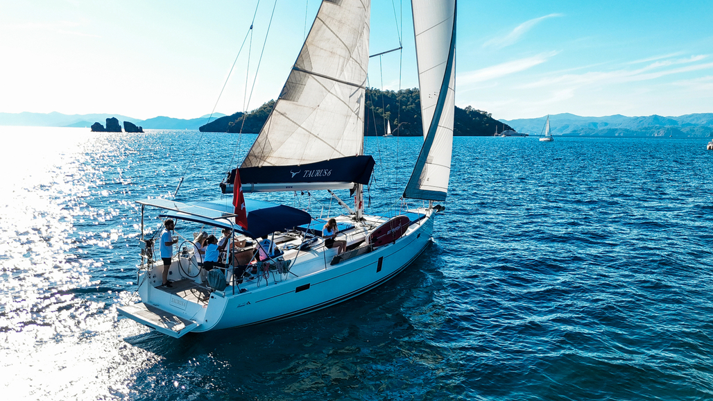 Hanse 445